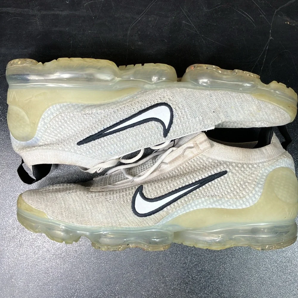 Nike Air Vapormax Flyknit Athletic Running Sneaker Shoes Men’s size‎ 13